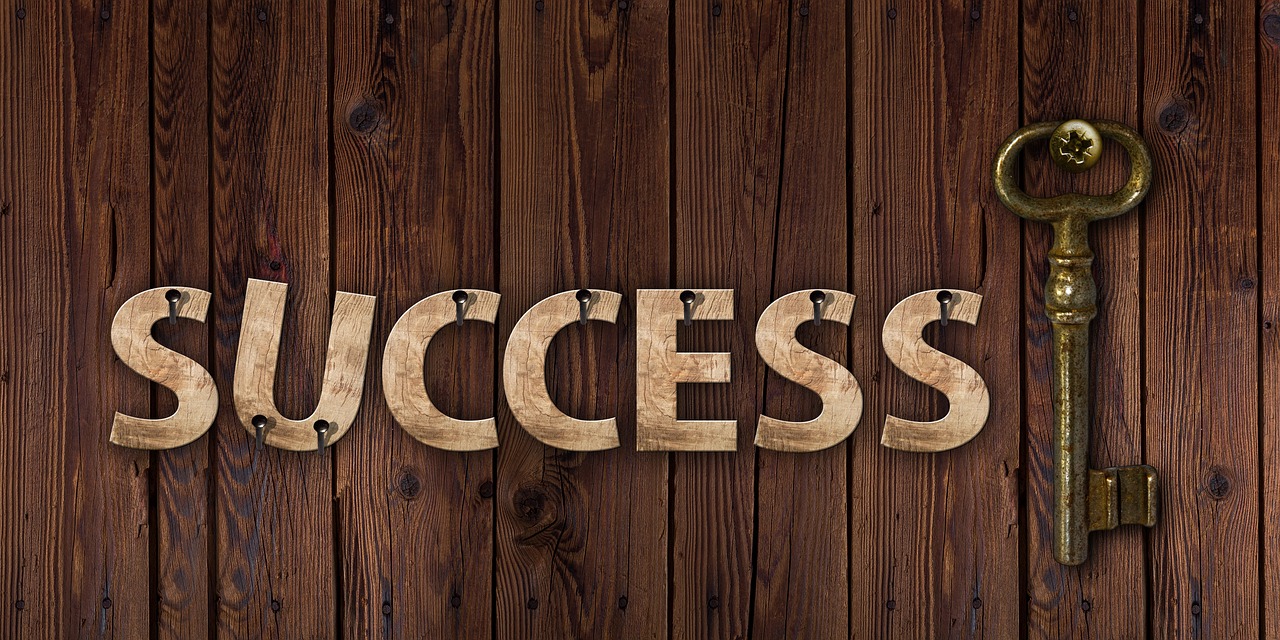 Success sign with key representing MyLawSA's no success no fee policy for car accident claims